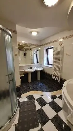 Romantic Stüdyo (Monfort)