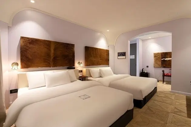 Two-Beds Suite