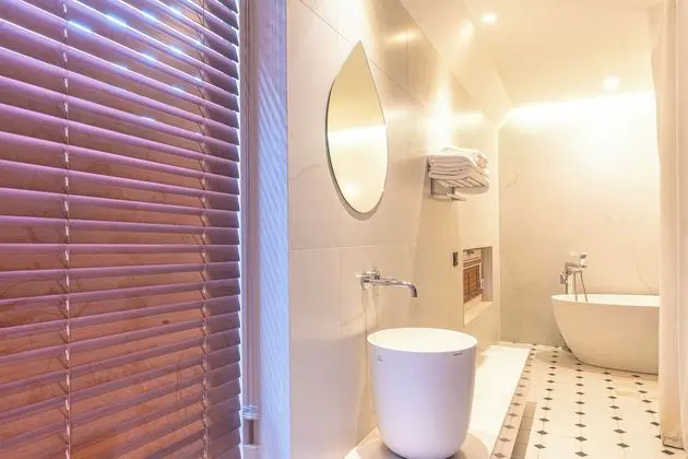 Two-Beds Suite