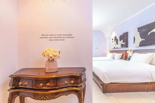 Two-Beds Suite