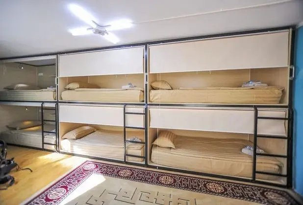 Ortak Ranzalı Oda, Karma Ranzalı Oda