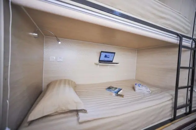 Ortak Ranzalı Oda, Karma Ranzalı Oda