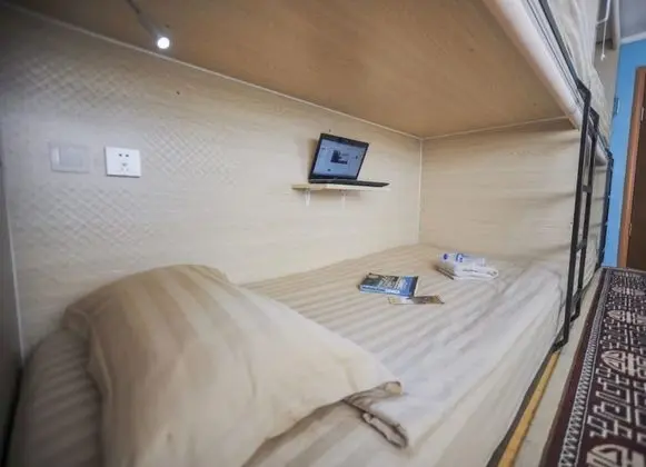 Ortak Ranzalı Oda, Karma Ranzalı Oda