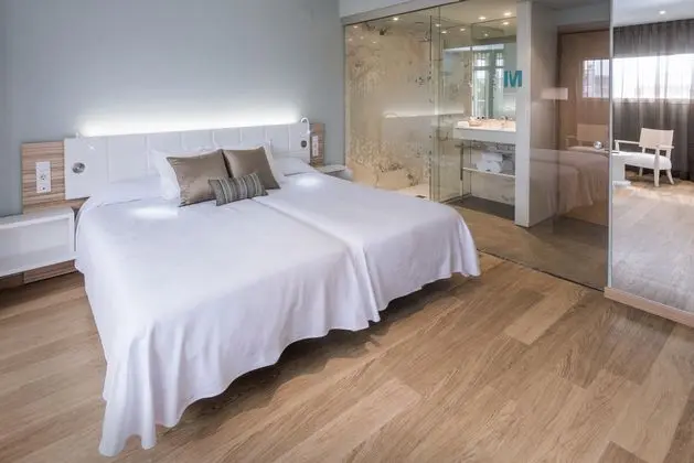 1 Çift Kişilik Veya 2 Tek Kişilik Yatak Superior