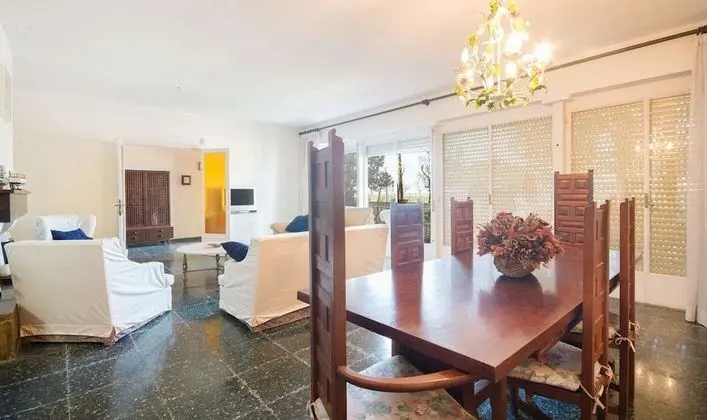 Apart Daire, 5 Yatak Odası