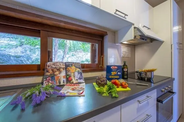 Family Villa, Birden Çok Yatak, 2 Banyolu, Bahçeli (Villa Monica)