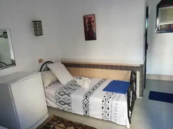 İki Ayrı Yataklı Oda, Havuz Manzaralı