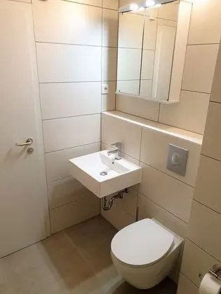 Apart Daire (No. 17)