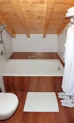 Junior Stüdyo Süit