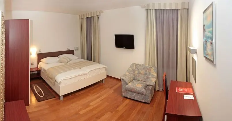 Superior Oda, 1 Çift Kişilik Yatak