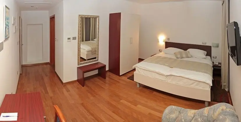 Superior Oda, 1 Çift Kişilik Yatak