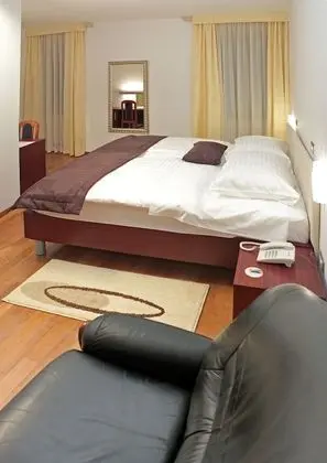 Superior Oda, 1 Çift Kişilik Yatak