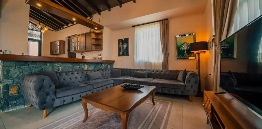 4+1 Villa  Göl Manzaralı