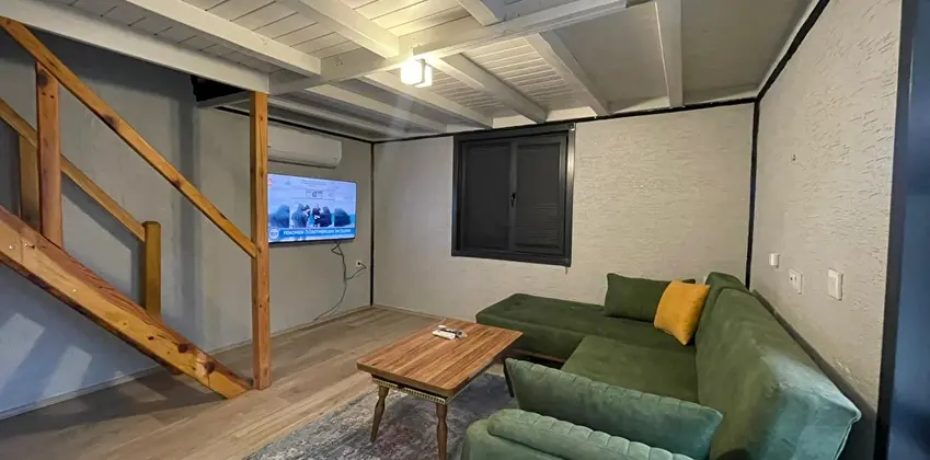 Jakuzili Bungalow Oda