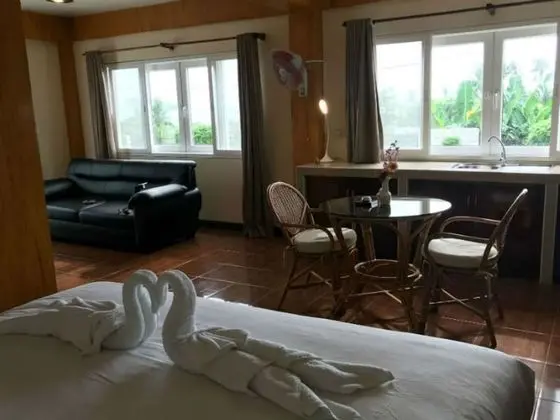 Villa (  5  )
