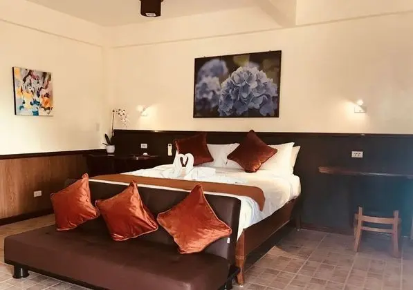 Villa (  5  )
