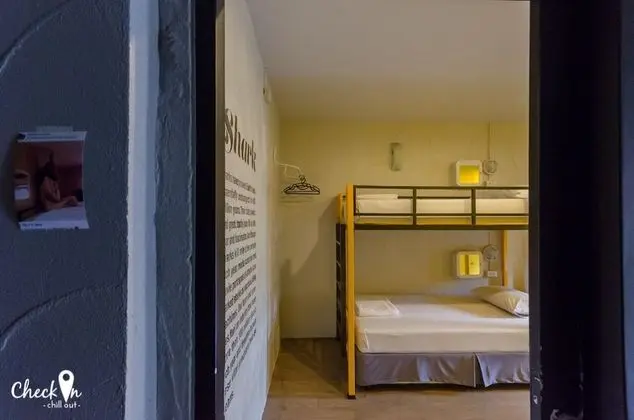 1 Bed in Mixed 4 Beds Dormitory Room - Air Con