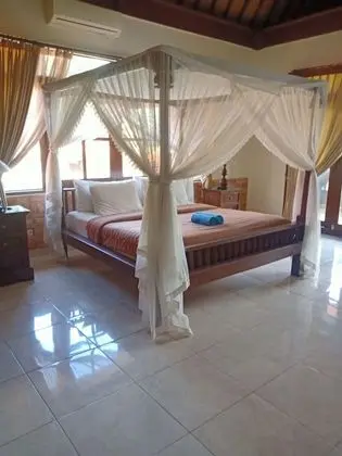 Standard Tek Büyük Yataklı Oda