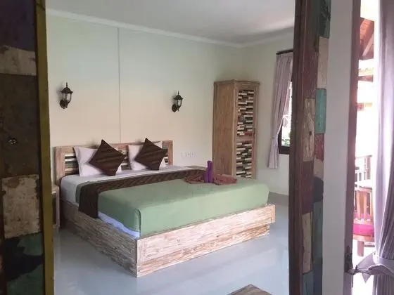 Standard Tek Büyük Yataklı Oda