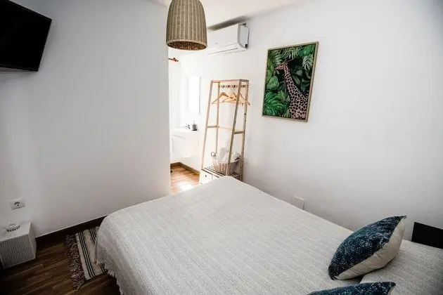 Basic Tek Büyük Yataklı Oda