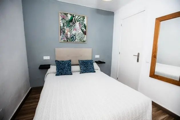 Basic Tek Büyük Yataklı Oda