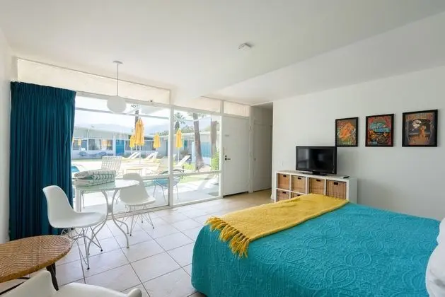 Ev (1 Bedroom)