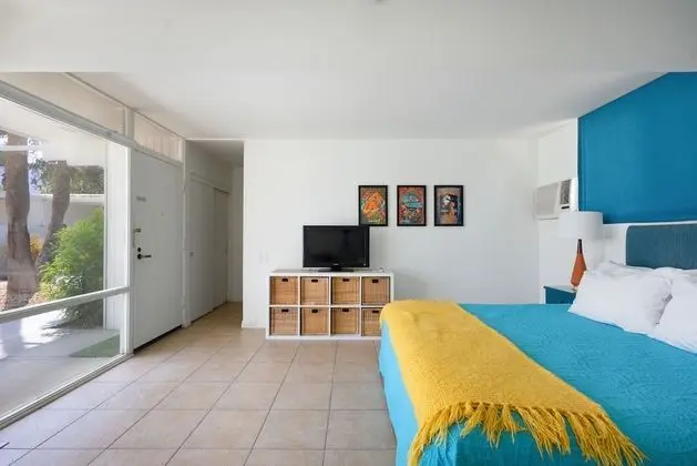 Ev (1 Bedroom)