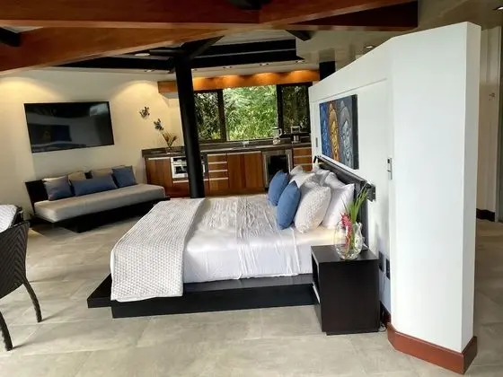 Romantic Villa