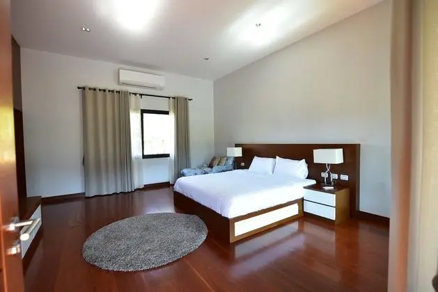 4 Bedrooms Pool Villa