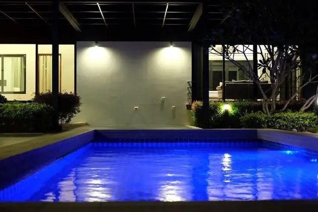 4 Bedrooms Pool Villa