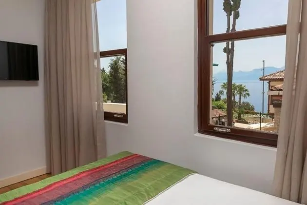 Çift Kişilik Deniz Manzaralı Oda