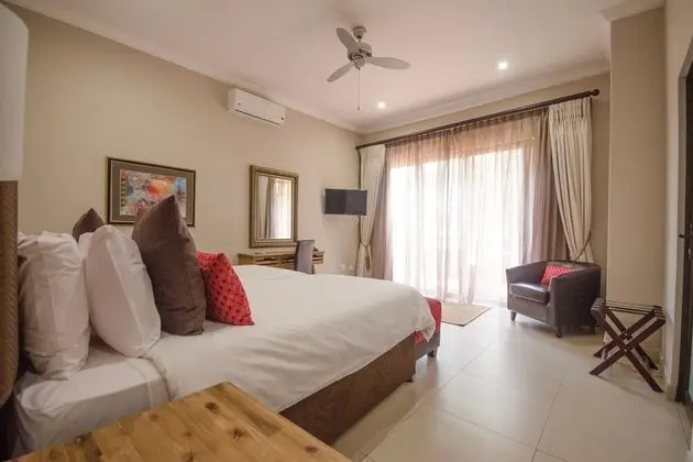 Four Bedroom Chalet with Private Pool