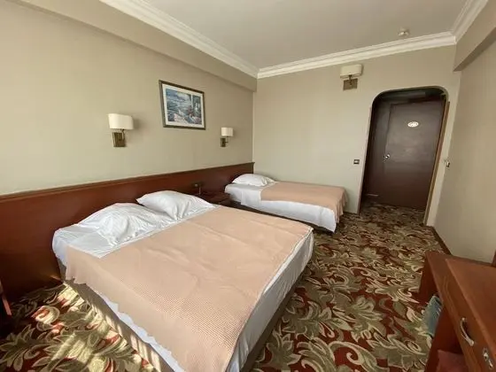 Tek Büyük Yataklı Oda