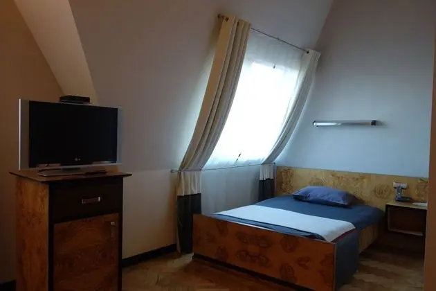Tek Kişilik Oda