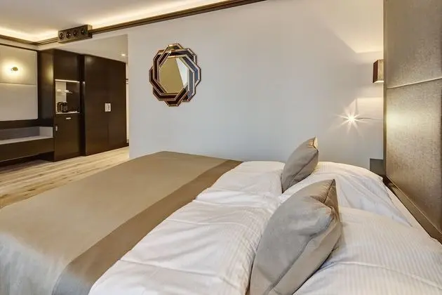 Deluxe Tek Büyük Yataklı Oda