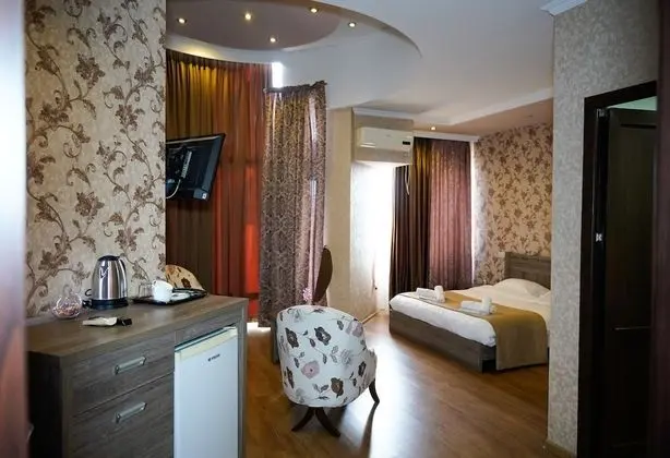 Standard Tek Büyük Yataklı Oda