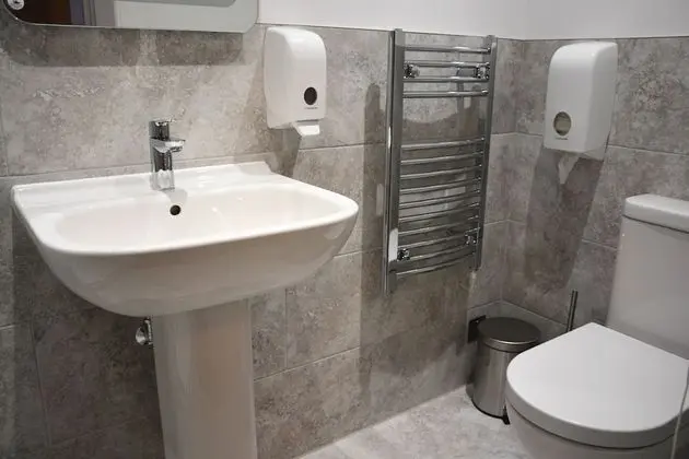 Tek Büyük Yataklı Oda, Özel Banyo