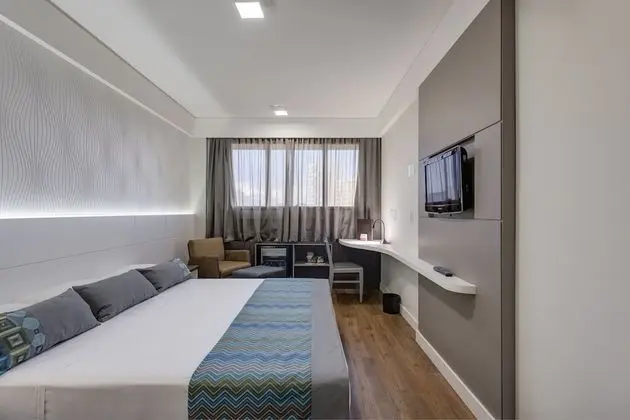 Junior Süit, 1 En Büyük (King) Boy Yatak ve Çekyat
