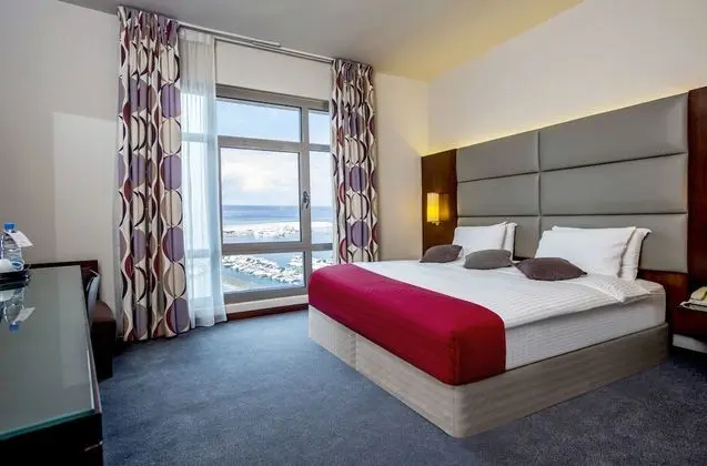 Premium King Sea View