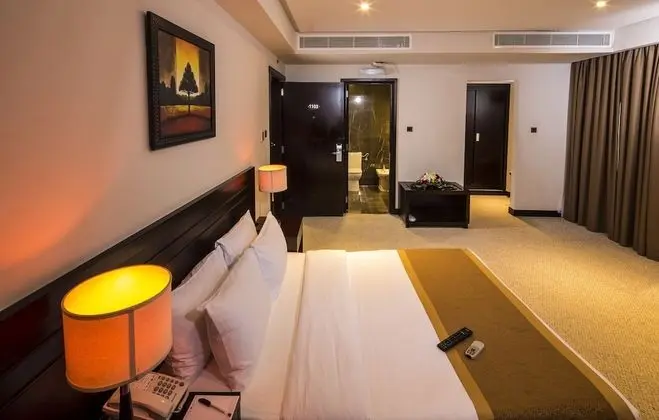 Standard King Room