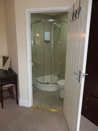 Tek Büyük Yataklı Oda (Large)