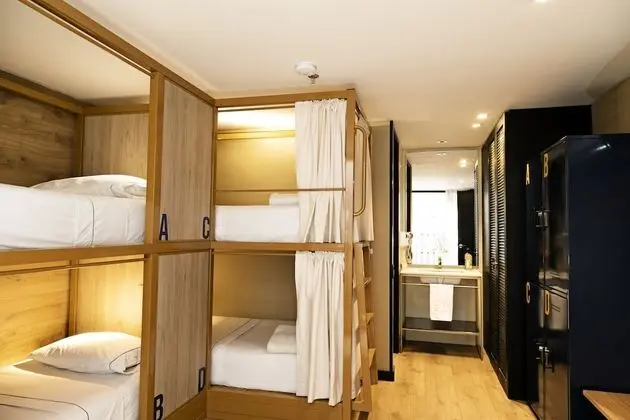 Bed in a 6-bed mixed dormitory