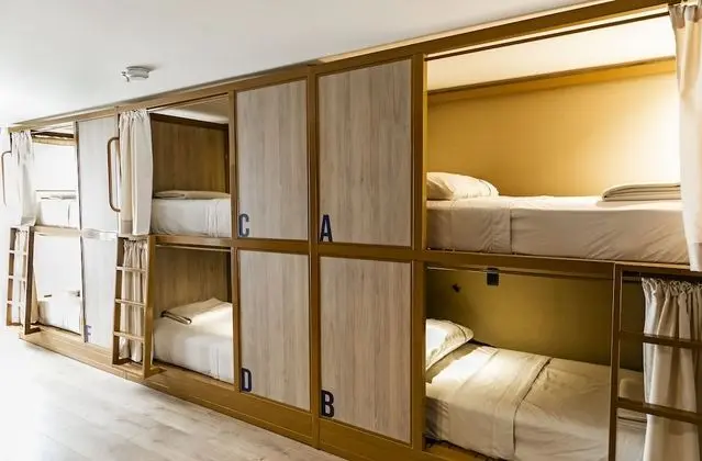 Bed in a 6-bed mixed dormitory