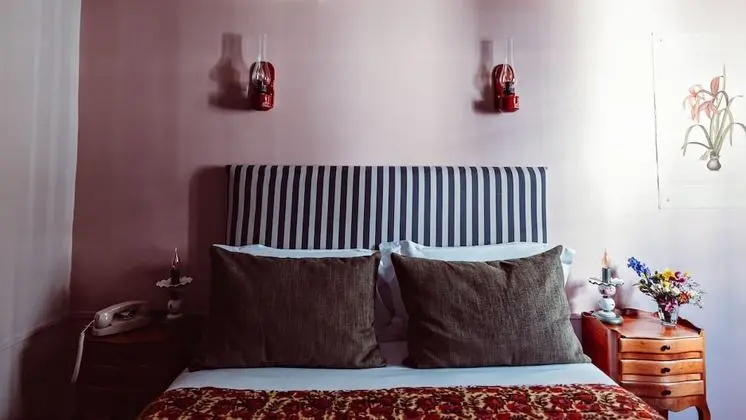 Executive Tek Büyük Yataklı Oda