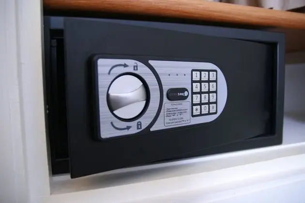 Classic Üç Kişilik Oda