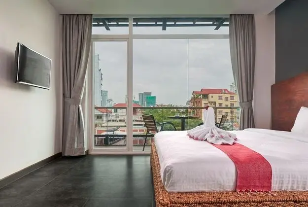 Premium Tek Büyük Yataklı Oda, 1 Çift Kişilik Yatak, Şehir Manzaralı, Köşe