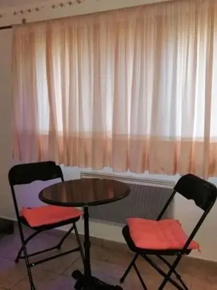 Romantic Stüdyo, Sıcak Su Küveti (Un moment à deux)