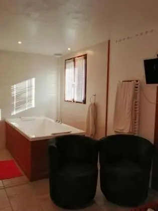 Romantic Stüdyo, Sıcak Su Küveti (Un moment à deux)