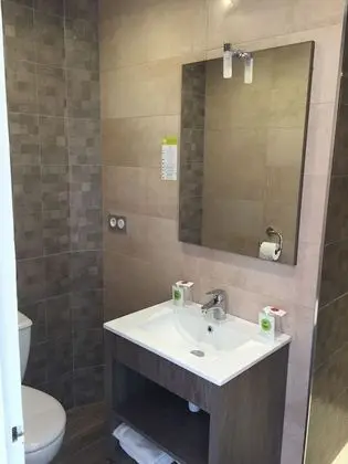 Dört Kişilik Oda, Dağ Manzaralı