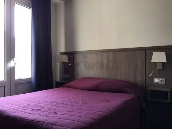 Tek Büyük Yataklı Oda, 1 Çift Kişilik Yatak, Dağ Manzaralı
